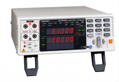 What is the difference between the voltage for sorting indiv